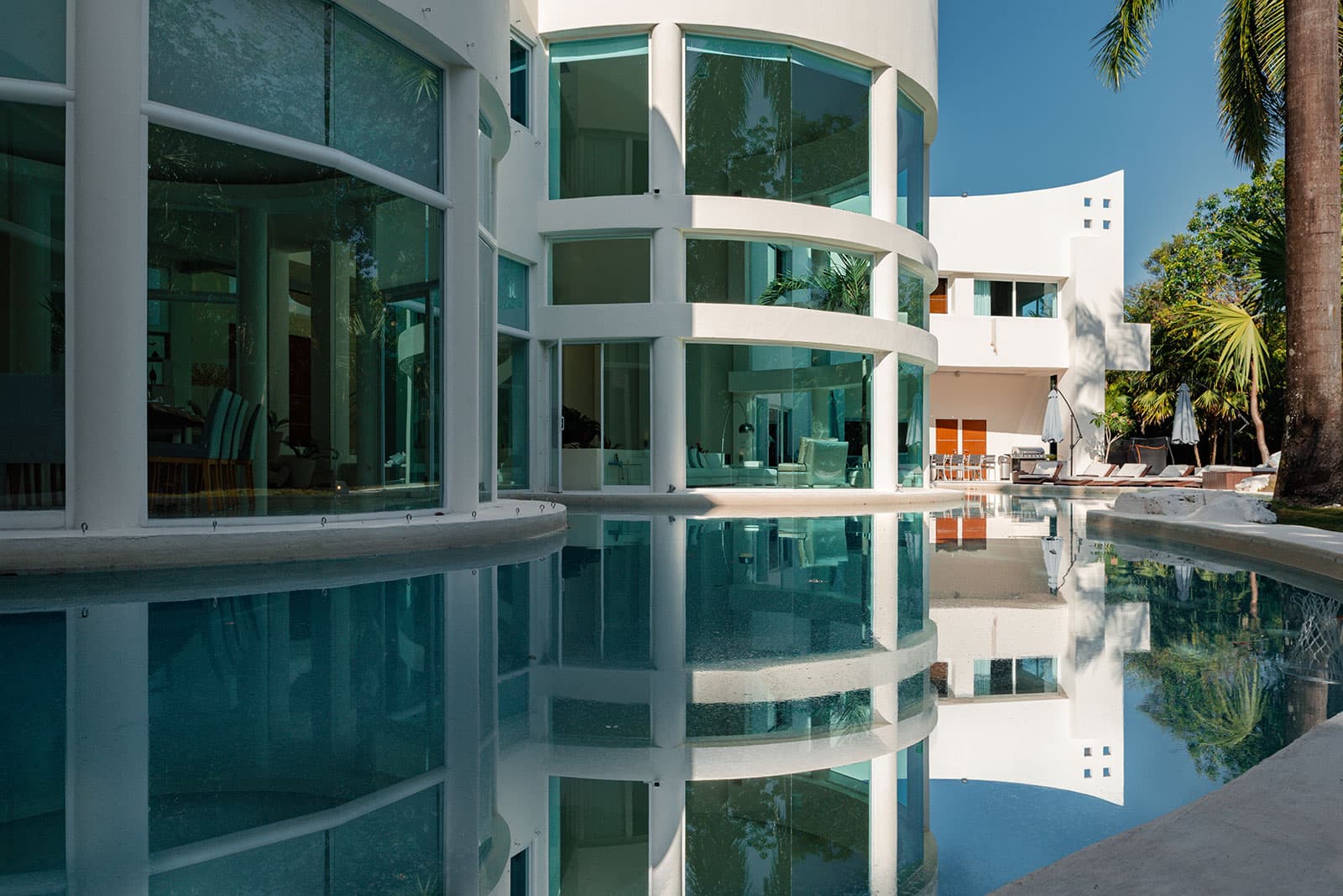 Villa Aqua