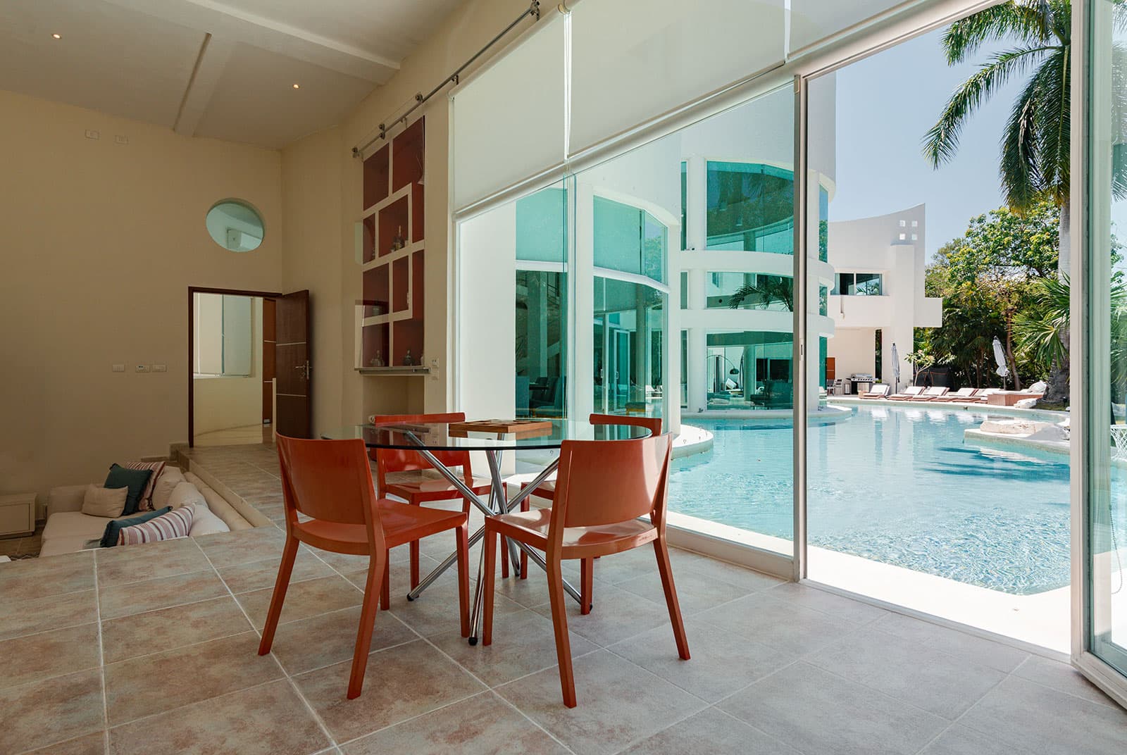 Villa Aqua