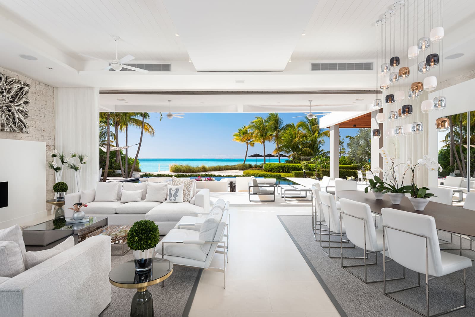 Villa AWA