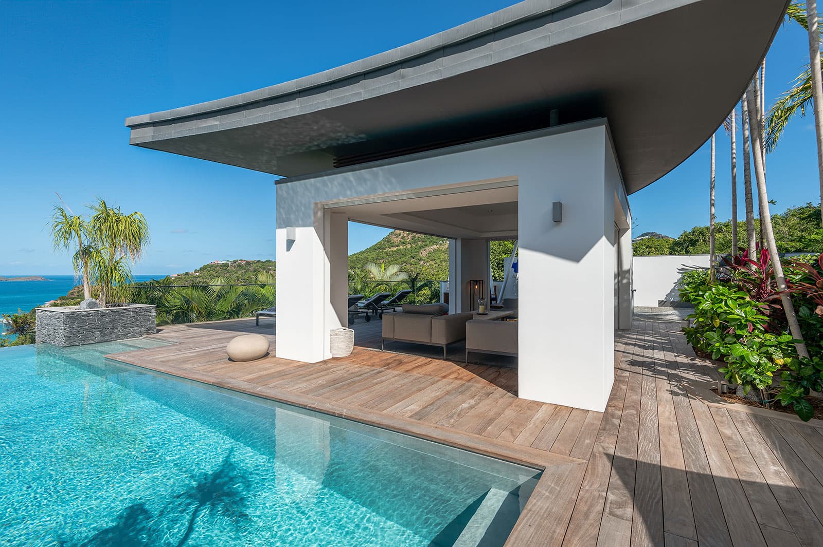 Villa Wings