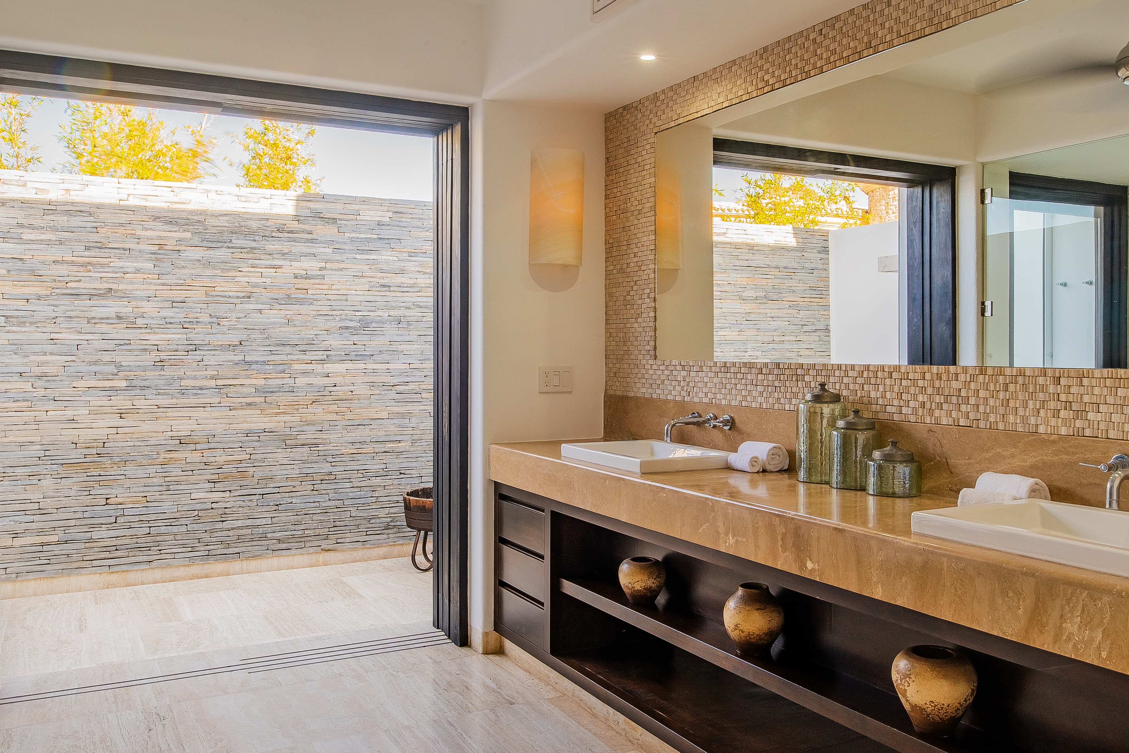 Bathroom 3 · DSC02281