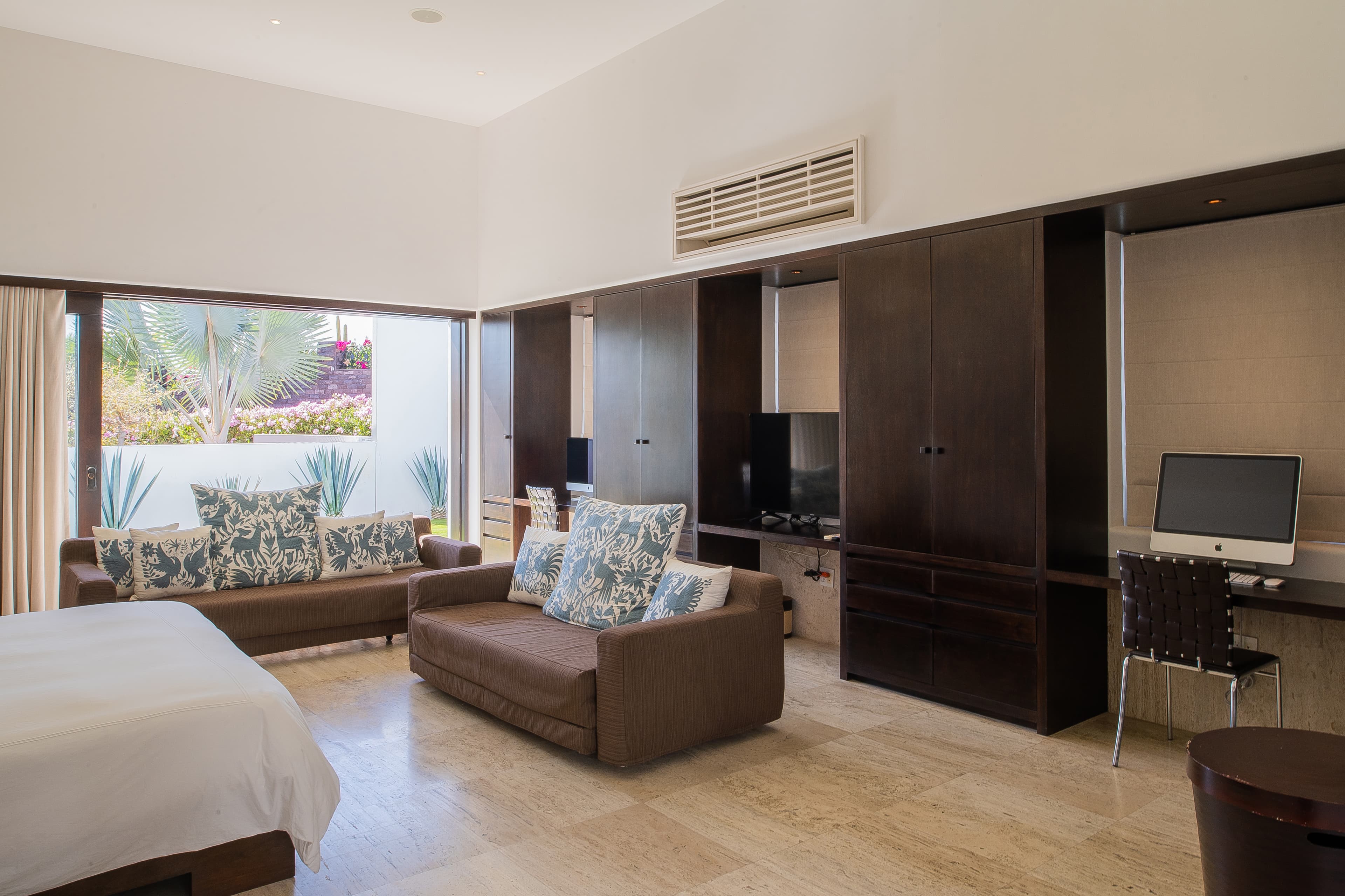 Bedroom 2 · DSC02199