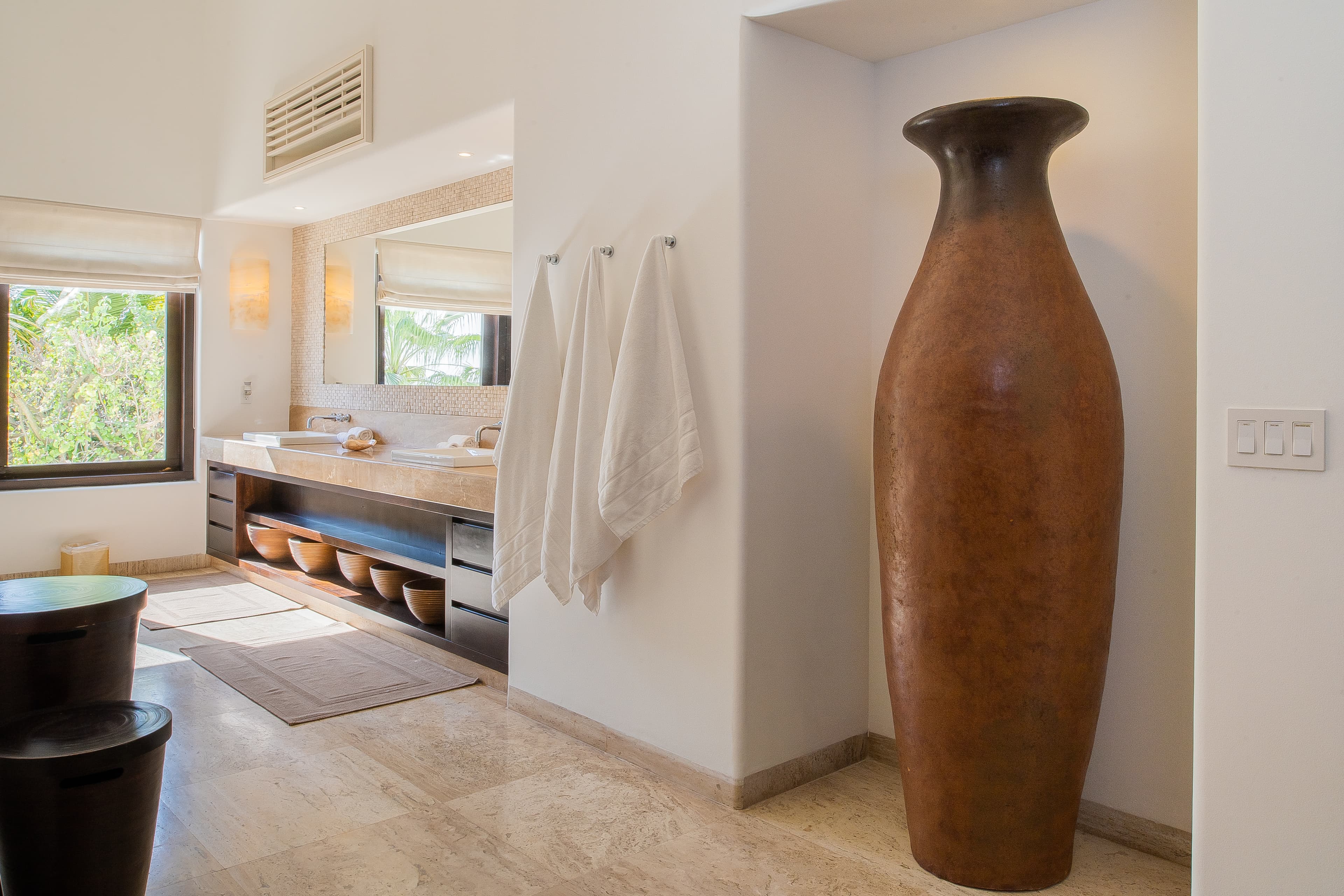 Bathroom 2 · DSC02221