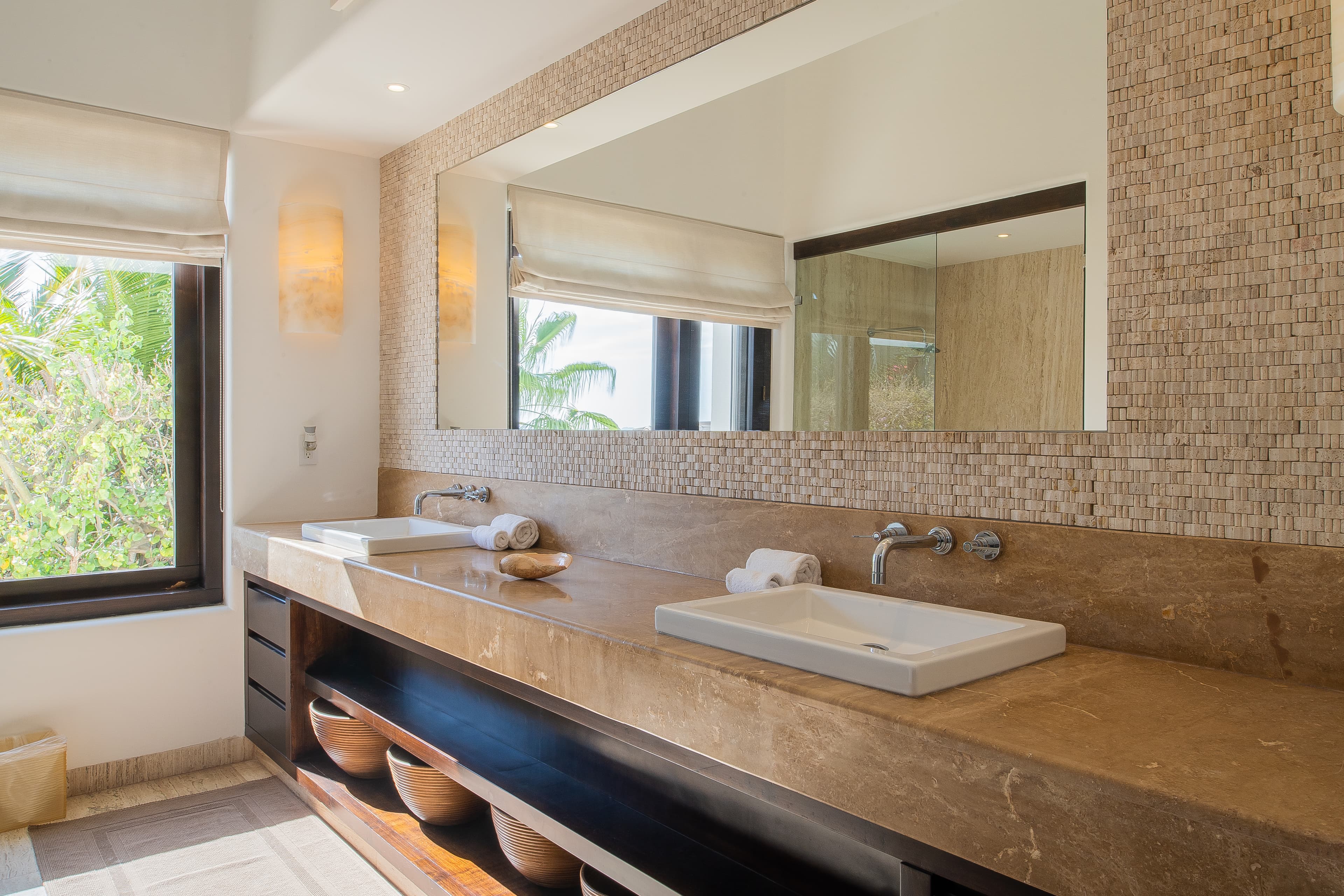 Bathroom 2 · DSC02223