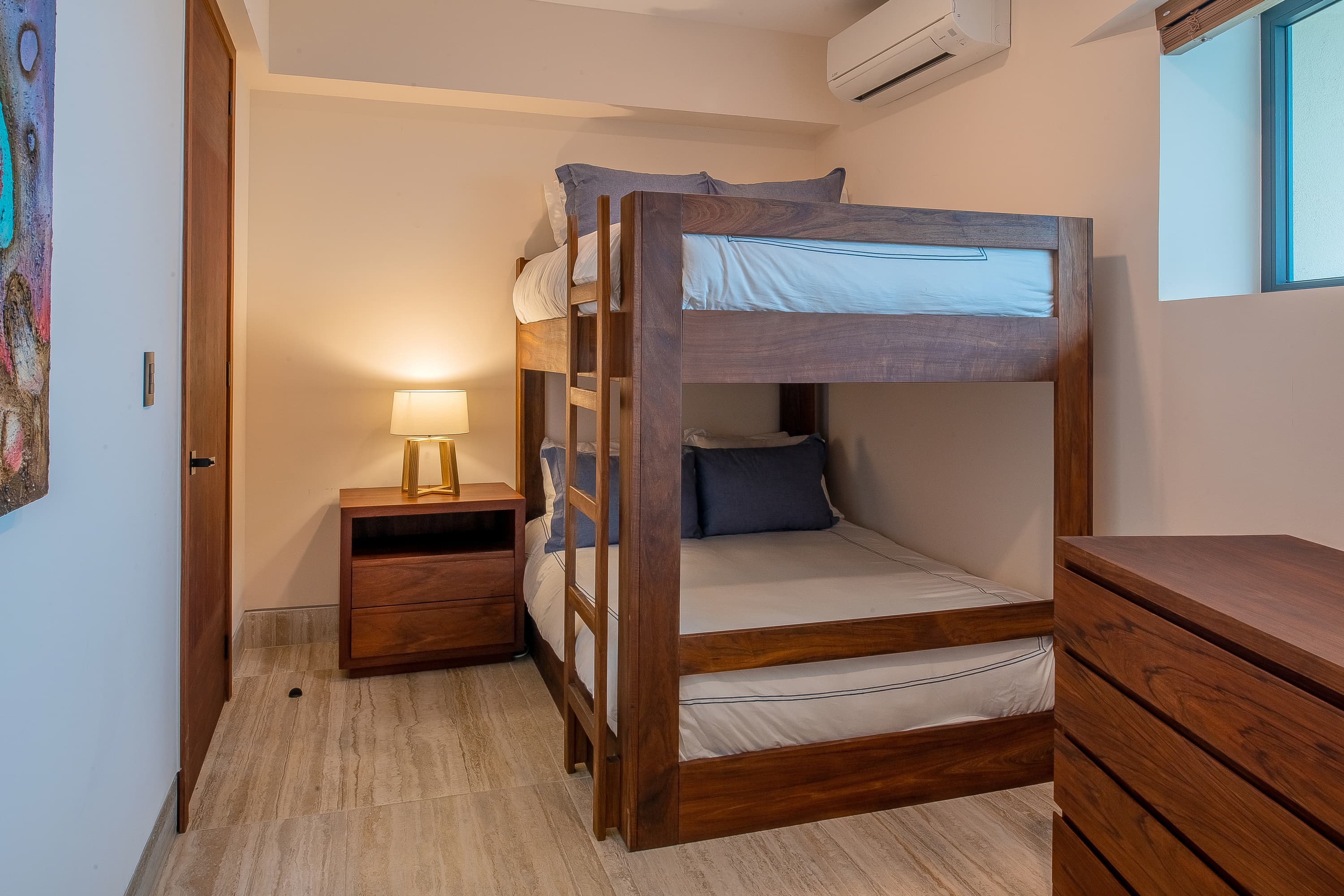 Saguaro- 49 bunkbeds