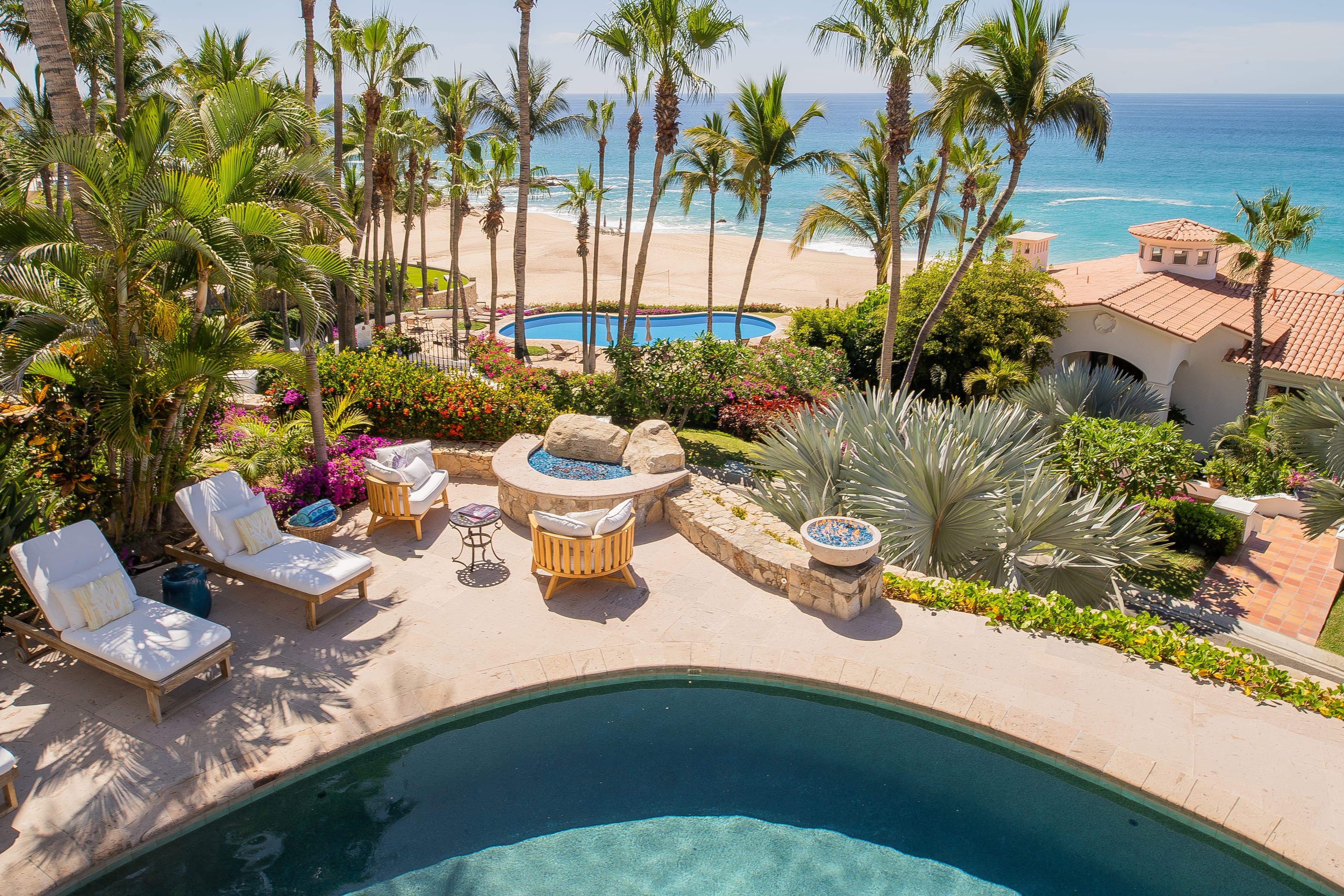 Sirena 45 - Palmilla Beach views