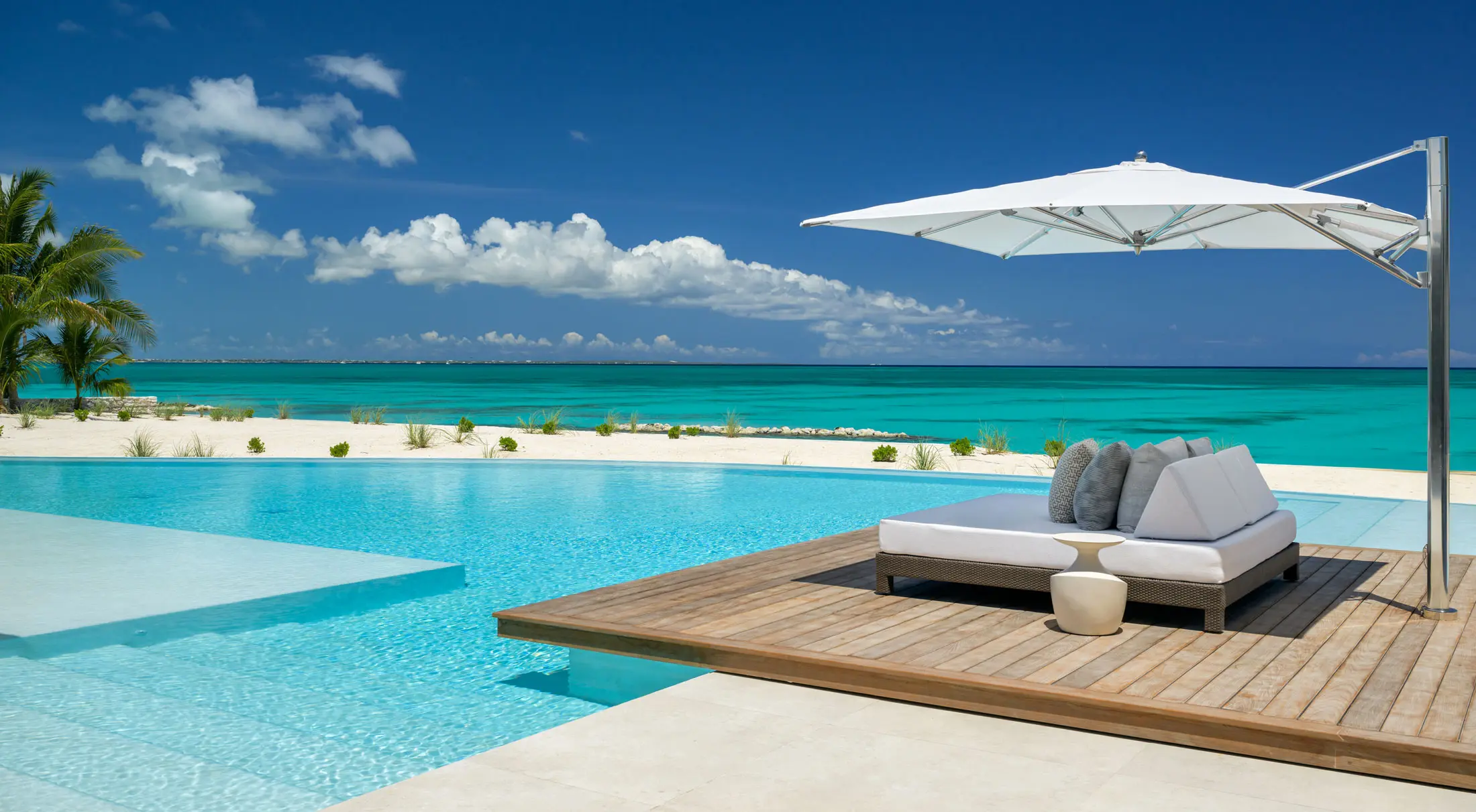 Ágata Bella · Villa frente al mar con alberca privada en Turks & Caicos