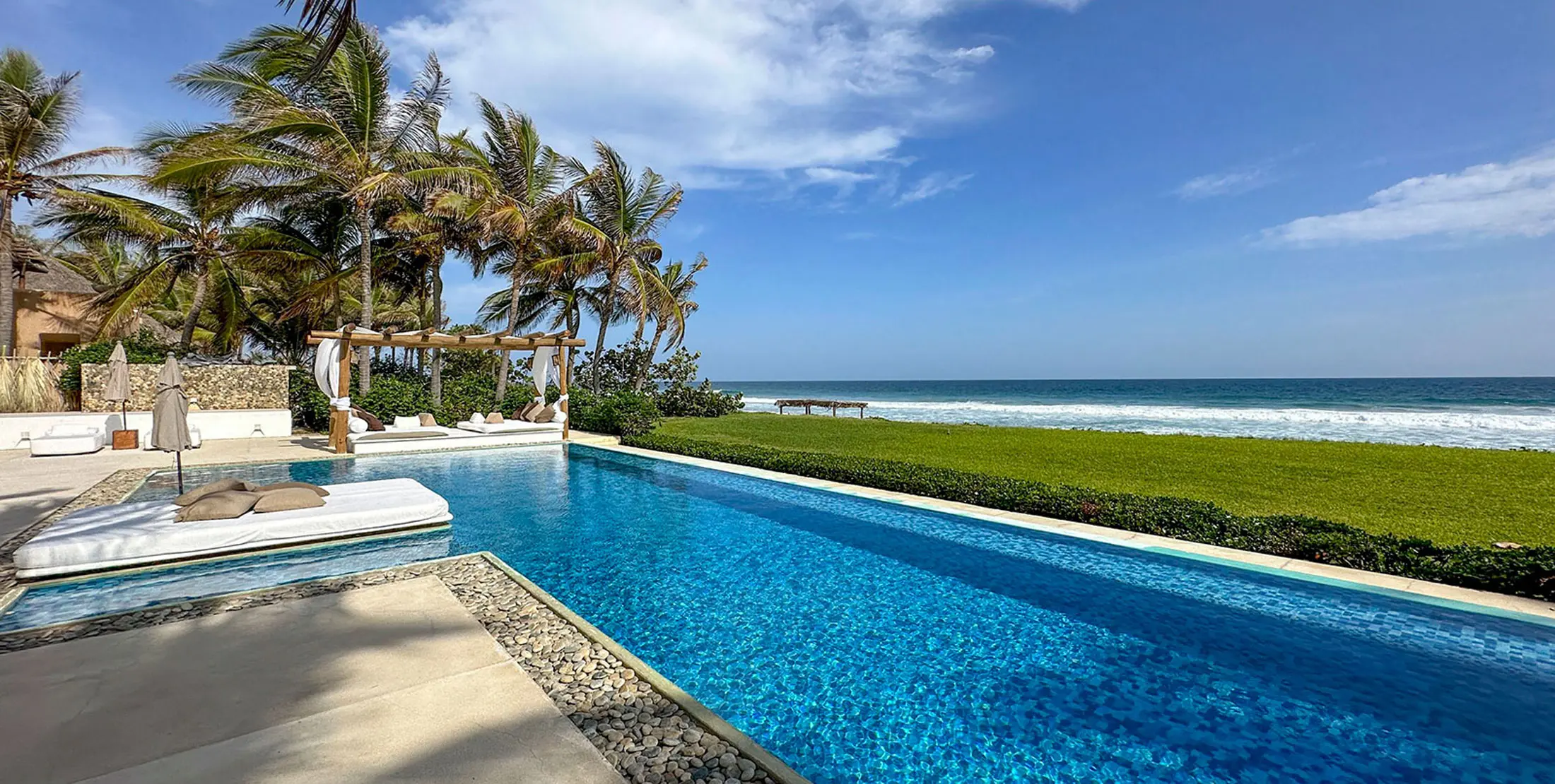 Alisio Vivo · Villa con vista al mar con alberca infinity en Oaxaca