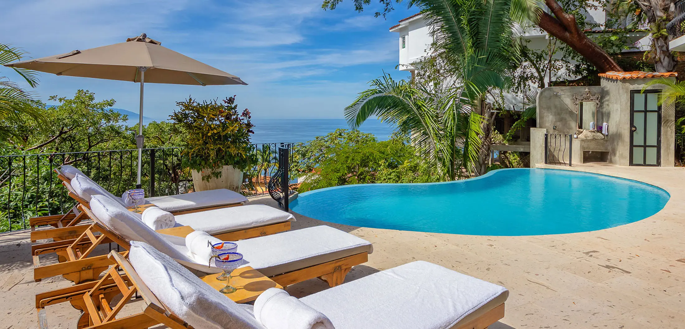 Azalea Alta · Ocean-view Villa in Conchas Chinas, Puerto Vallarta