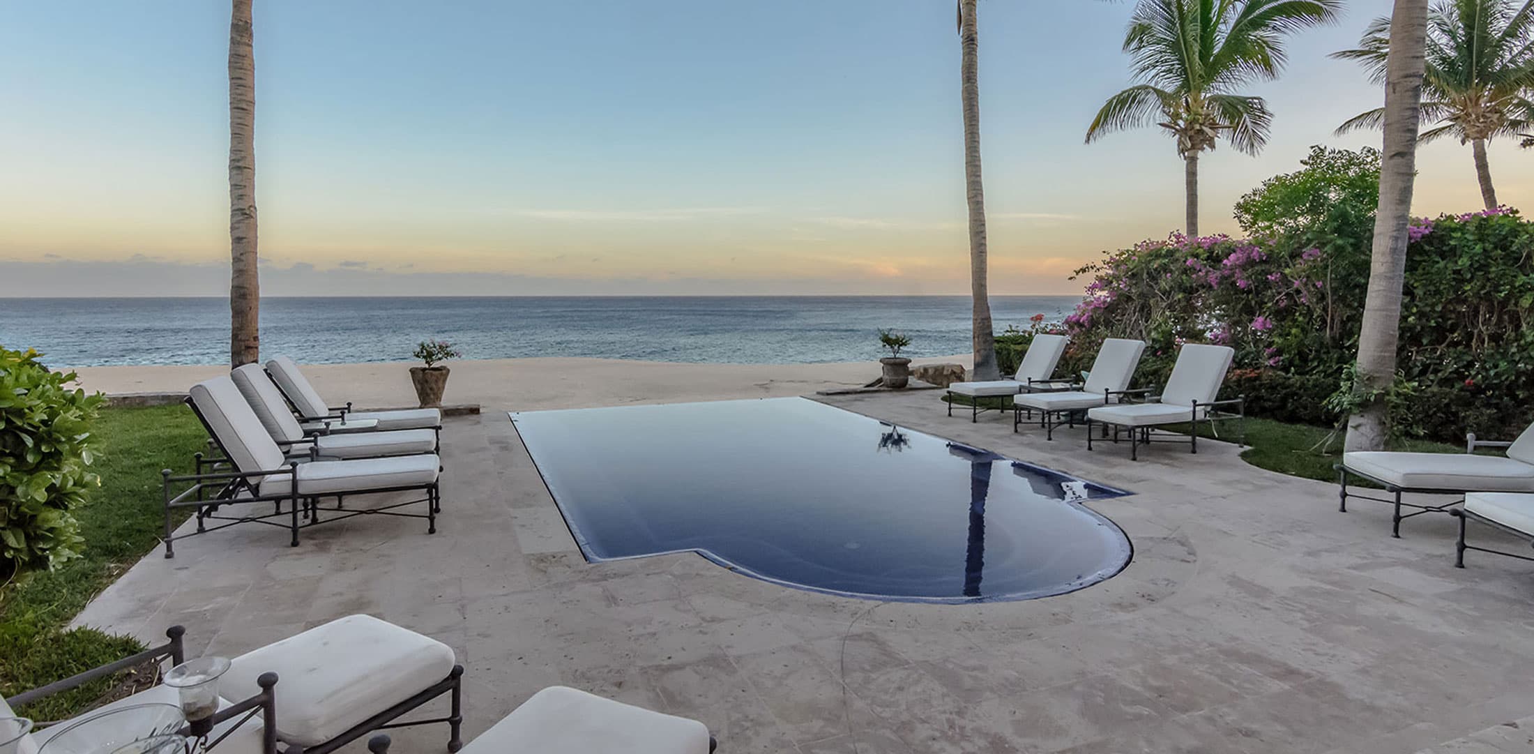 Caracola Grande · Villa frente al mar con alberca infinity en San José del Cabo, Los Cabos