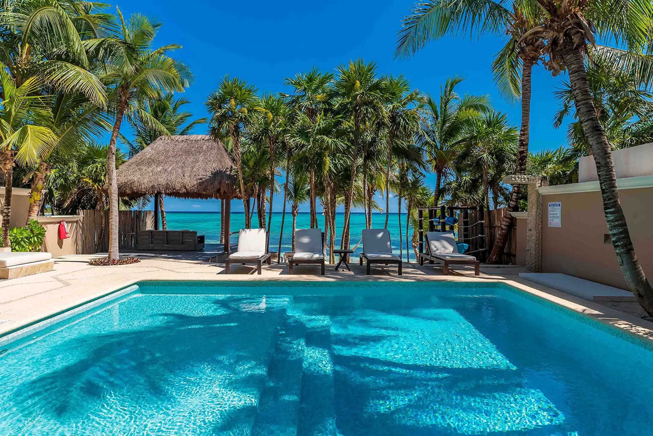 Casiopea · Villa frente al mar y spa en Bahía Solimán, Tulum