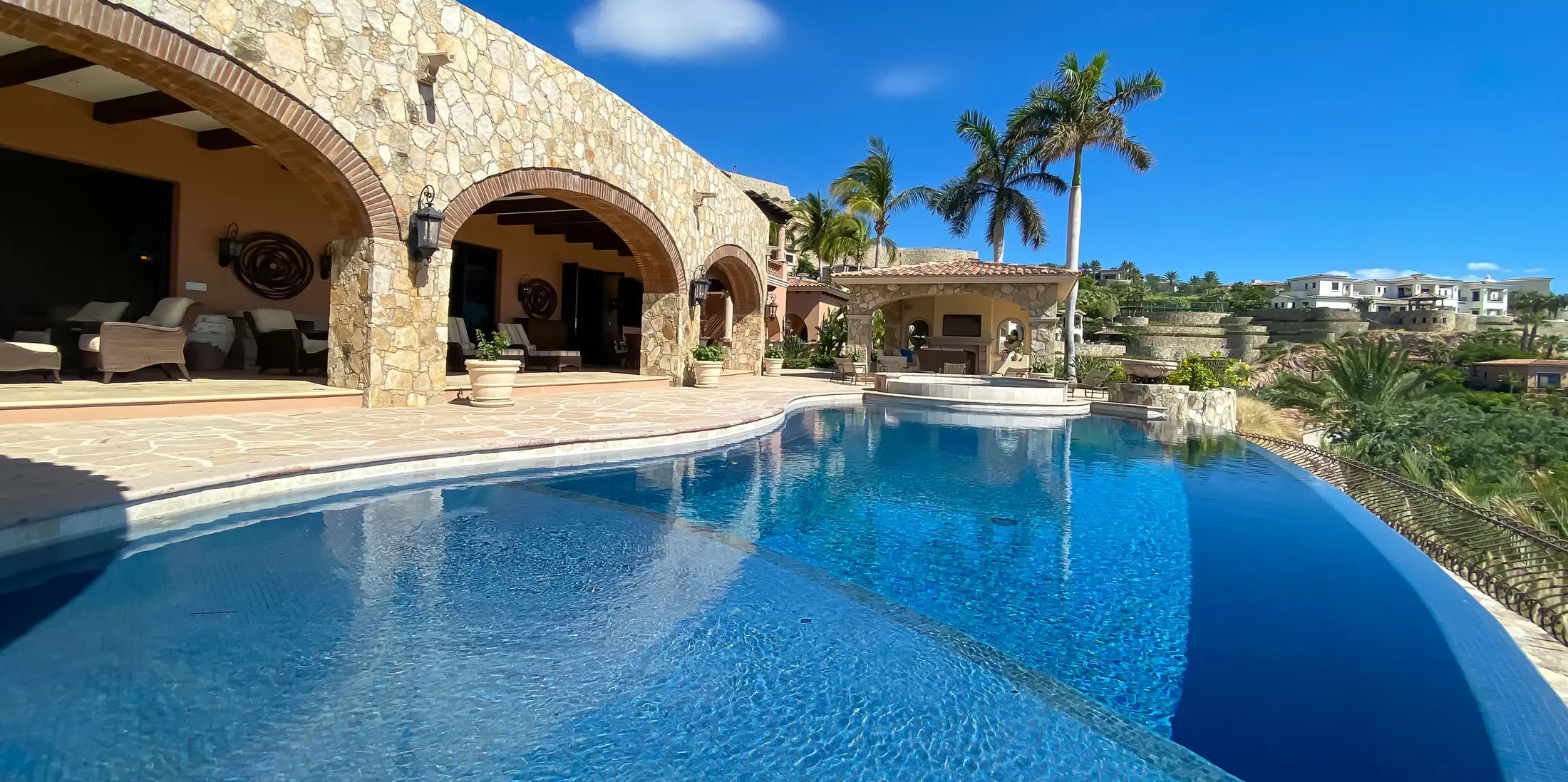 Halcón Real · Golf-course Villa with infinity pool and spa in Palmilla, Los Cabos