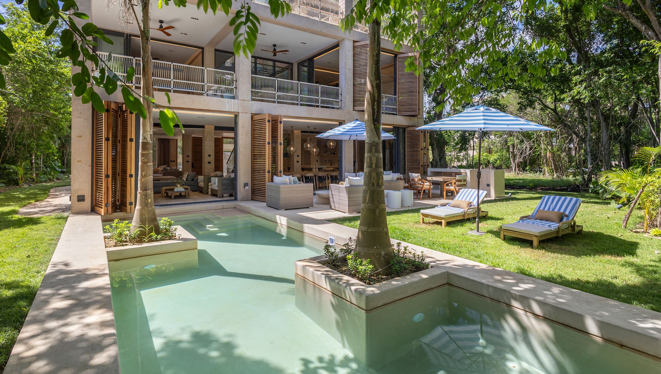 Jazmín · Golf-course Villa with private pool in Playa del Carmen