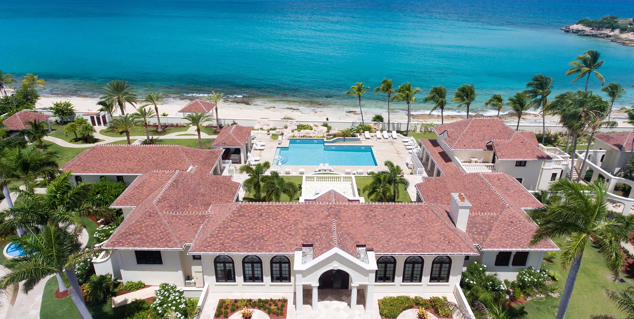 Lavanda Grande · Beachfront Villa with private pool in St. Martin
