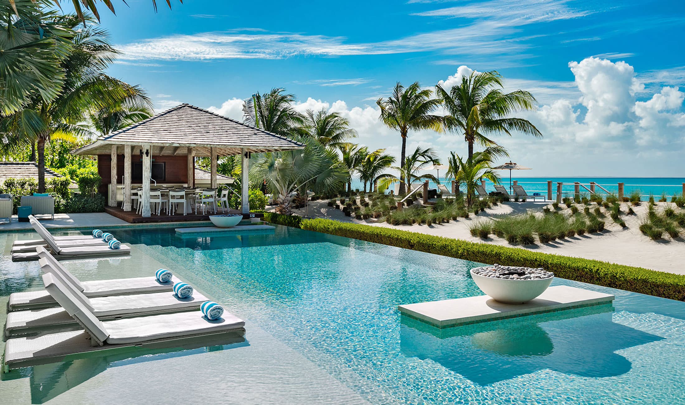 Lunamar Bello · Villa frente al mar con alberca privada y gimnasio en Turks & Caicos