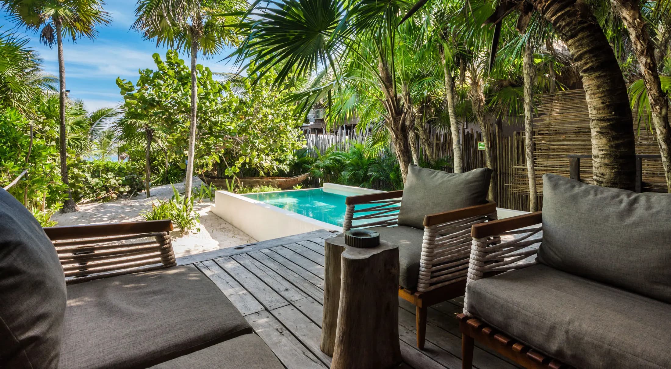 Manglar · Tropical-style beachfront House with private pool in Tulum, with spa