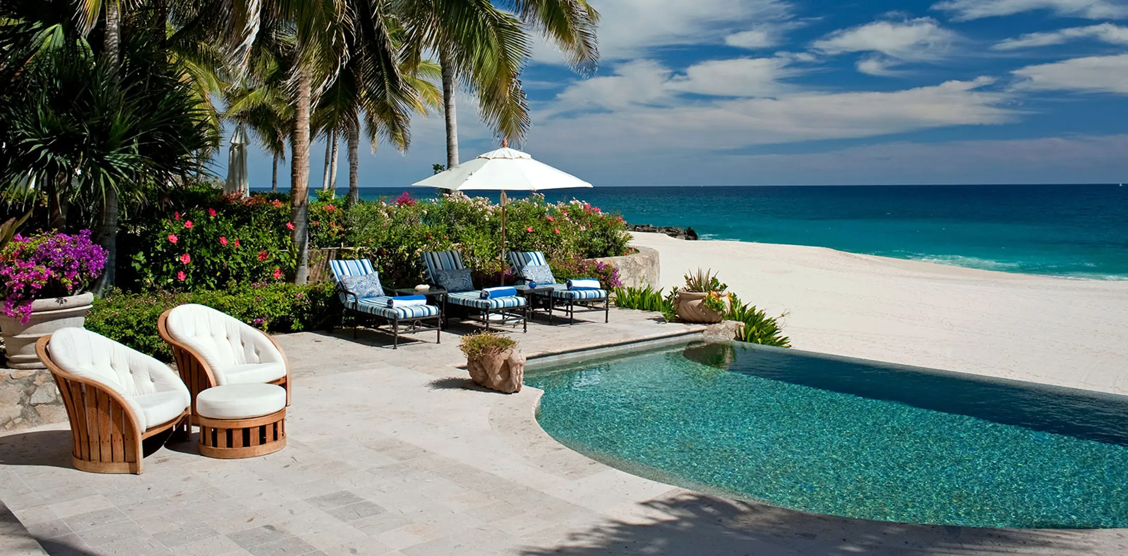 Muyil Vivo · Casa frente al mar con alberca infinity y spa en Palmilla, Los Cabos