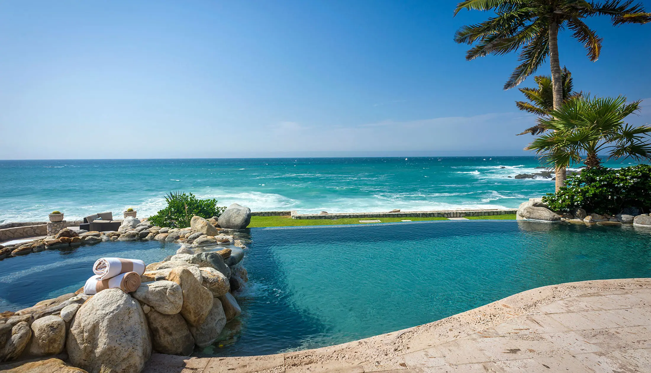 Ocaso Vivo · Villa frente al mar con alberca infinity estilo tropical en San José del Cabo, Los Cabos, con jacuzzi