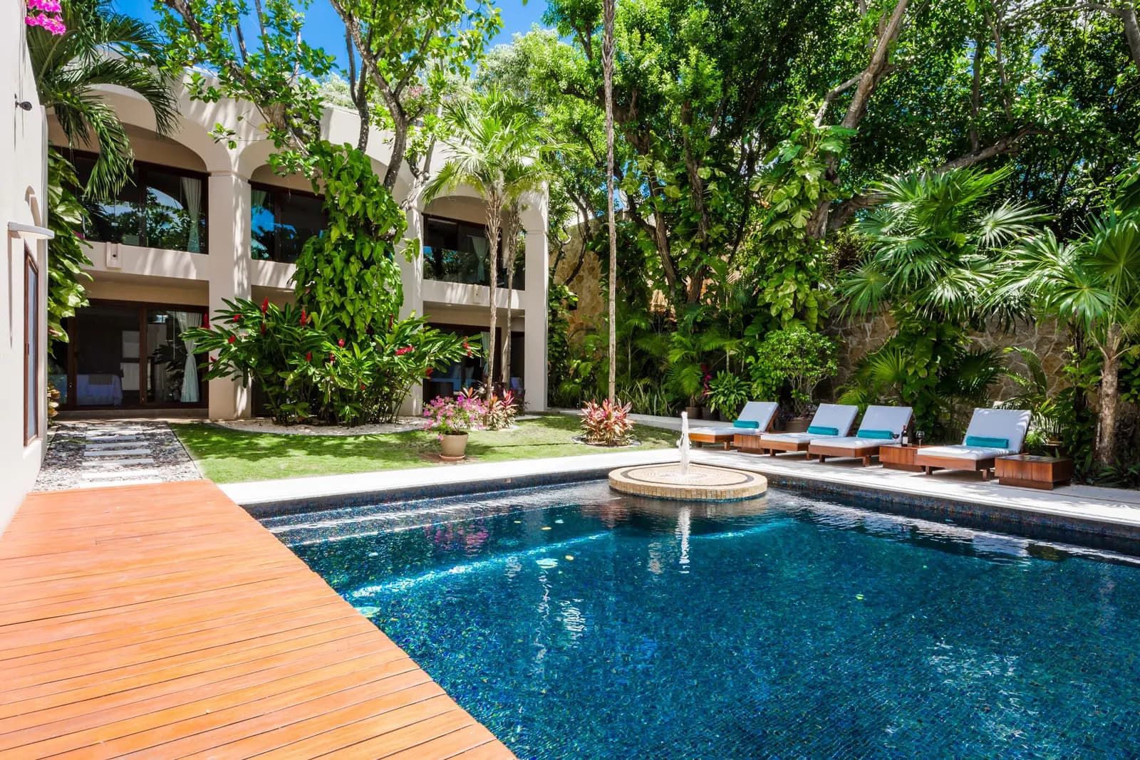 Pleamar · Villa frente al mar con alberca infinity y spa en Playacar, Playa del Carmen