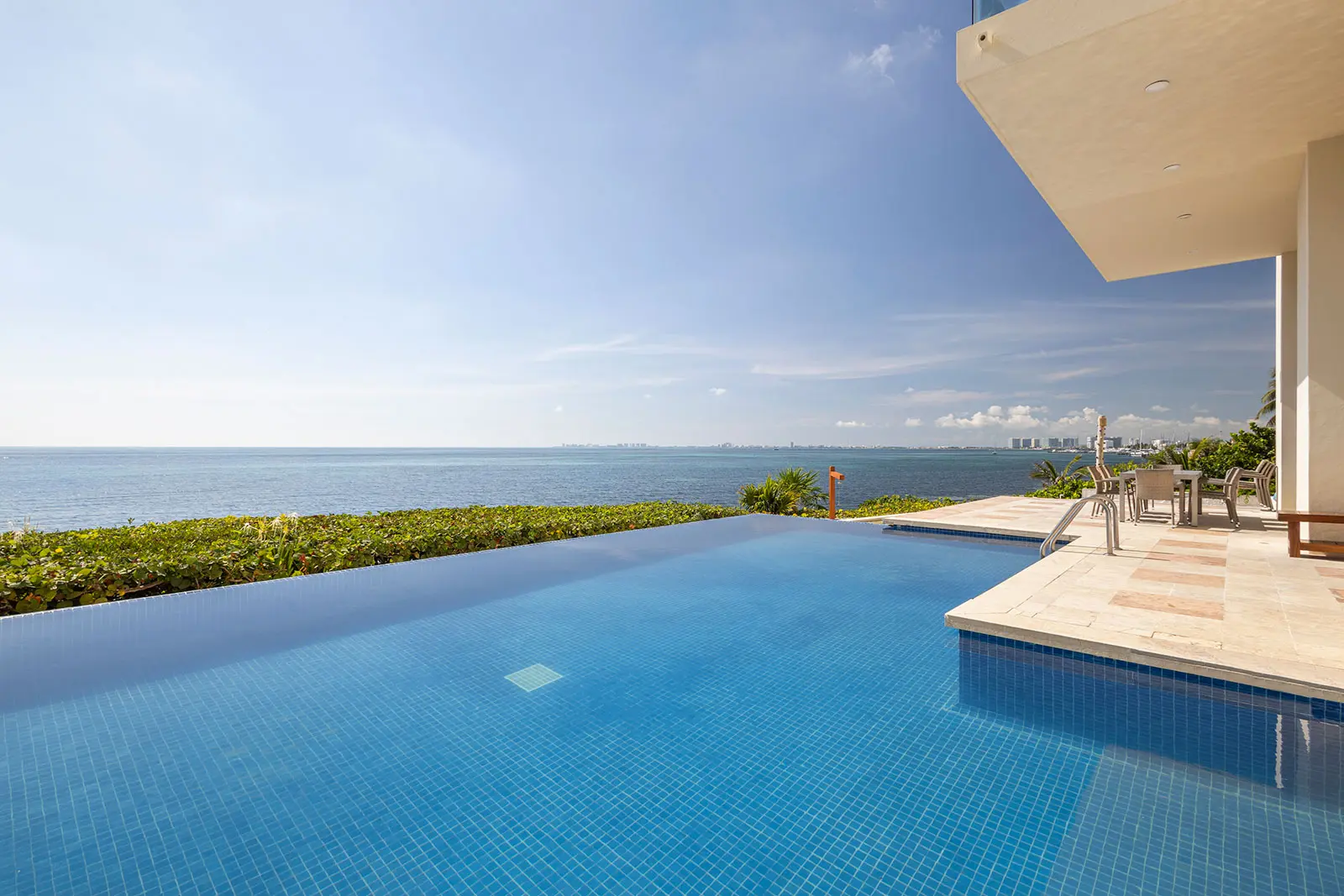 Villa Punta Sam
